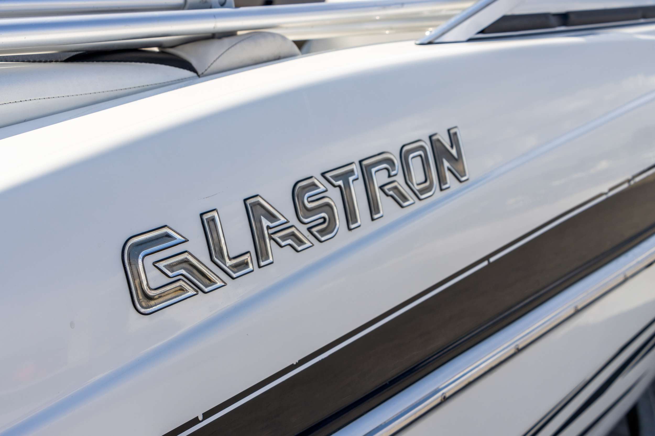 Glastron-185-GT-MY-2008-Volvo-Penta (17)-2500