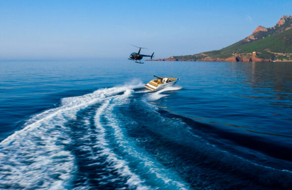 Sea-Ray-Sun-Sport-250-inboard-MY-2022-101
